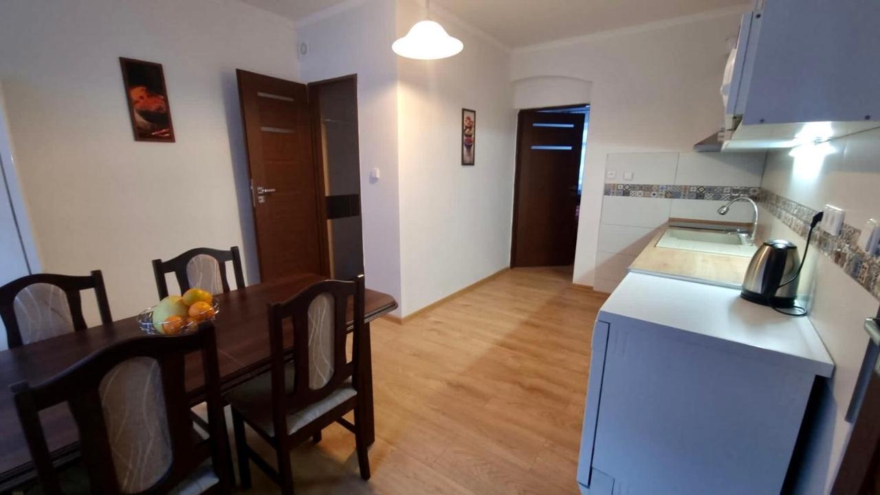 Apartman V Krusnych Horach-Free Parking Яхимов Екстериор снимка