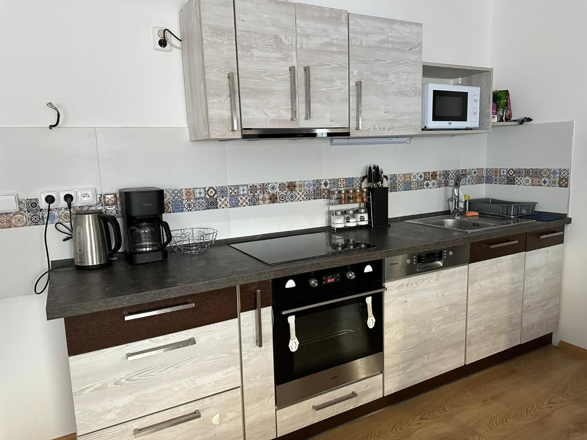 Apartman V Krusnych Horach-Free Parking Яхимов Екстериор снимка
